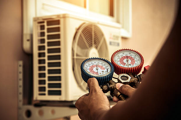 Professional Hvac Maintenance technician working in Carson City, MI